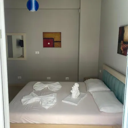 Blue Altera Deluxe 3* Vlorë